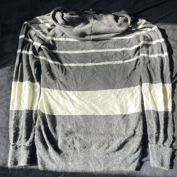 Cashmere Striped Sweater - Picture 3 of 4